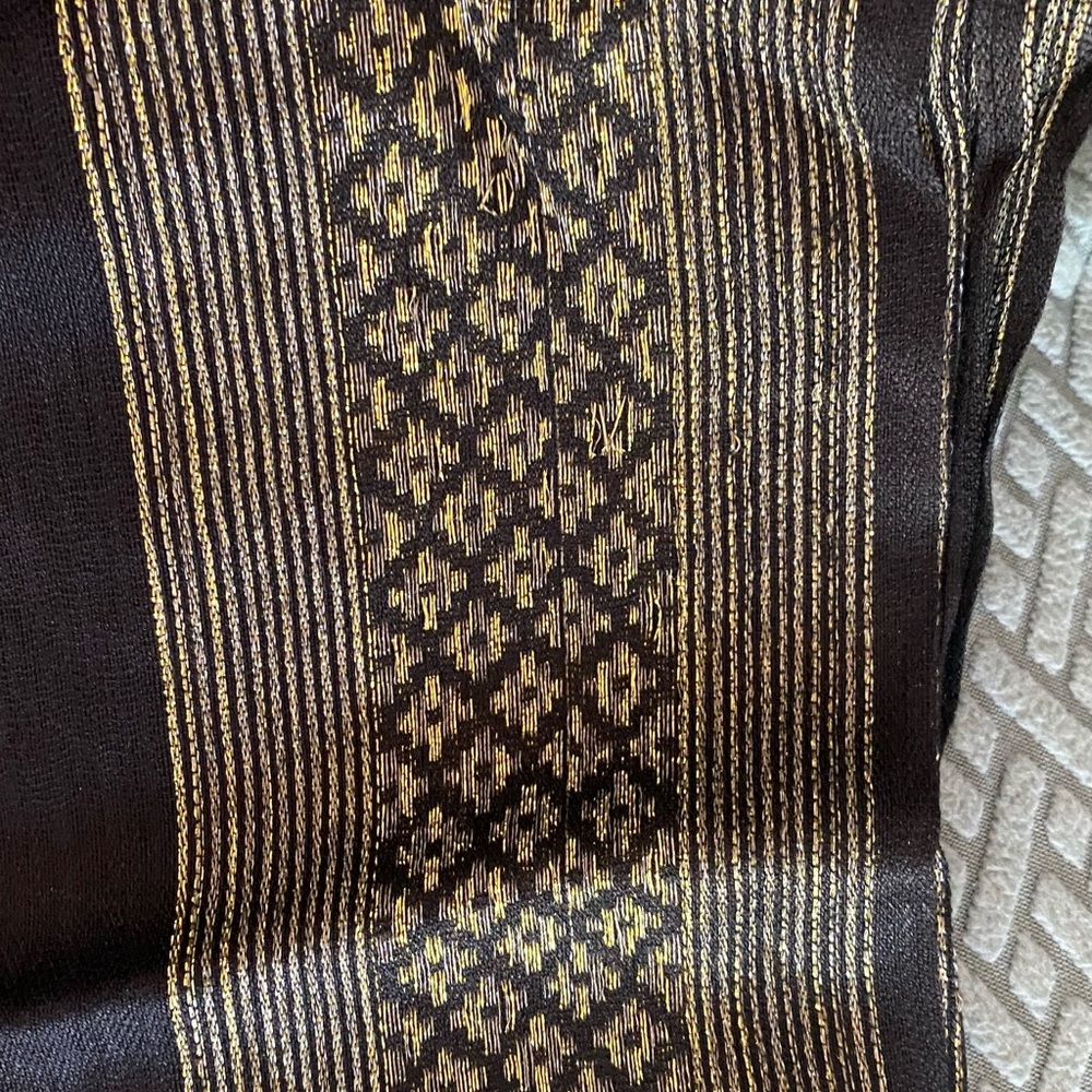 Scarf - Picture 3 of 5